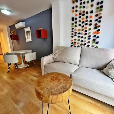 Centrico Y Nuevo Apartamento *