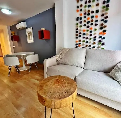 Centrico Y Nuevo Apartamento *